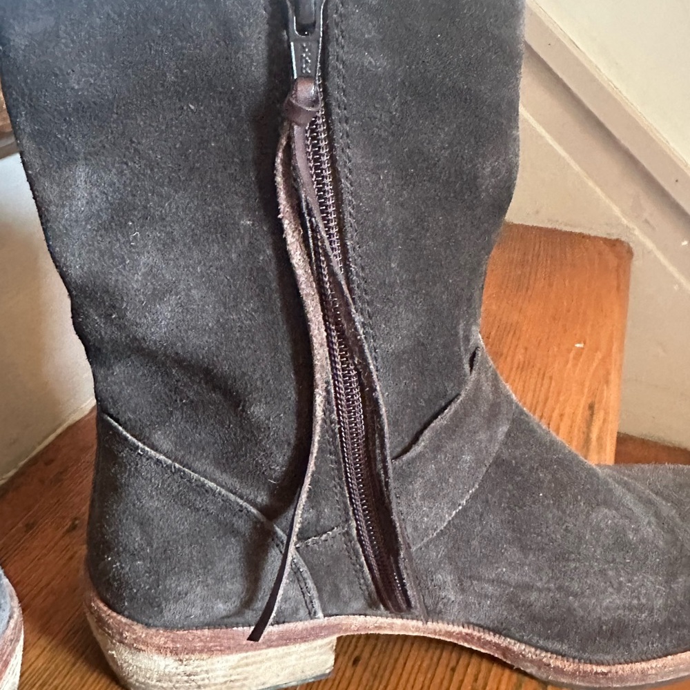 Free People Vienna Distress Suede Ankle Boot in Dark brown Women’s 39 (8.5) - Picture 10 of 13